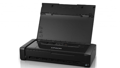 Imagine Imprimanta inkjet color portabila Epson WF-100W, dimensiune A4, viteza 7ppm alb-negru, 4ppm color, rezolutie 5760x1440 dpi, alimentare hartie 20 coli, interfata USB2.0, Wireless,  Wi-Fi Direct, PictBridge, Google Cloud Print, Air Print, Epson Connect (iPrint, Email Print, Remote Print Driver)