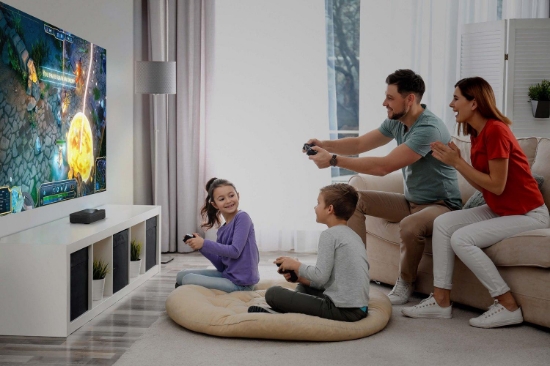 Imagine Videoproiector Optoma Photon Go, FHD 1920*1080, 650- 1200 lumeni, 800:1, 16:9/ 4:3, dimensiune maxima imagine 100'', laser 20.000 ore, distanta ultra scurta de proeictare, maxim 0.4m, HDMI, USB-C power, USB-A power 1A, 1 x S/PDIF, RJ45, WiFi 5GHz / Bluetooth 2 ways, 32- 35dB, IP2X, 24/7, 360 gr